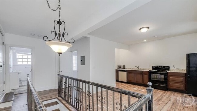 Building Photo - 508 E Liberty