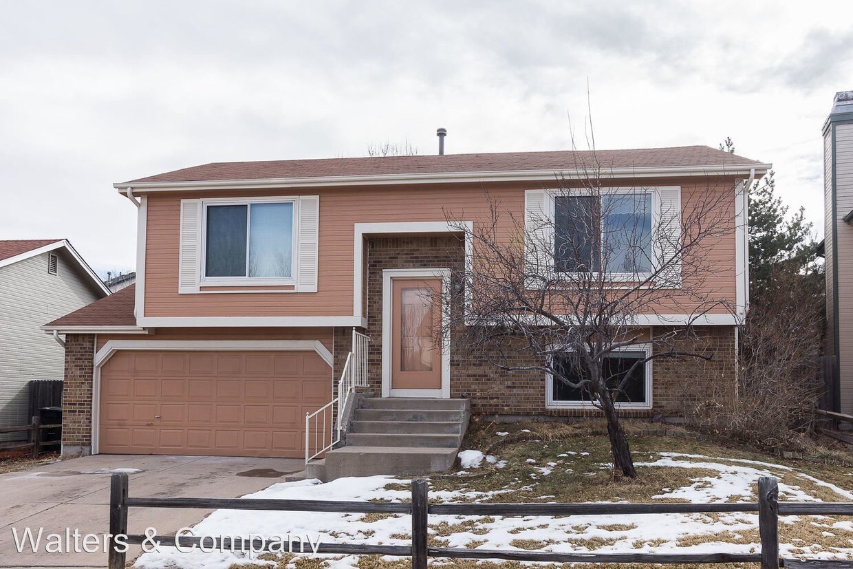 Foto principal - 3 br, 2 bath House - 17124 E. Tufts Ave.