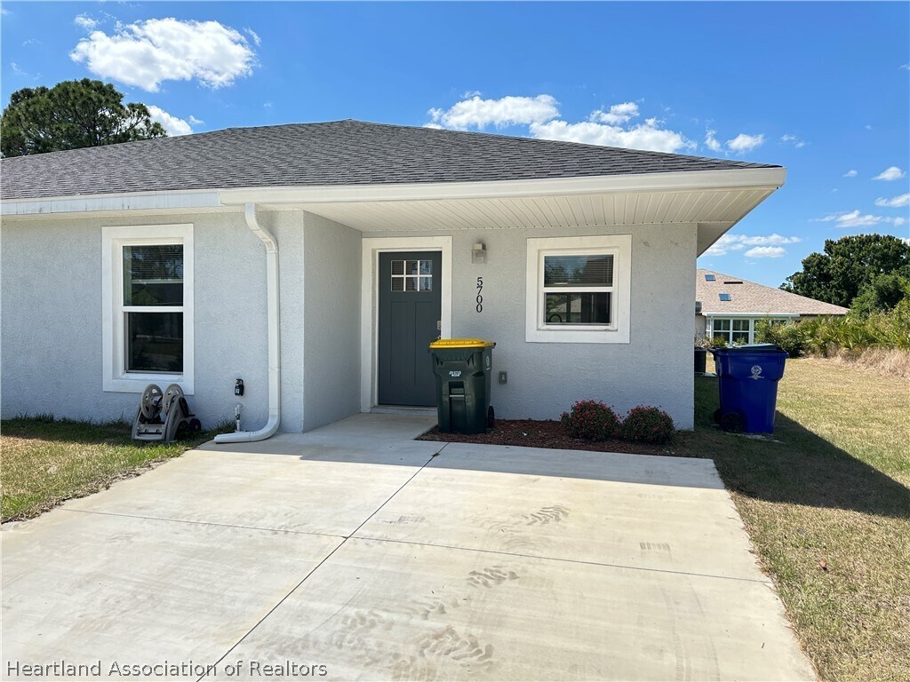 5700 Granada Blvd, Sebring, FL 33872 Townhome Rentals in Sebring FL