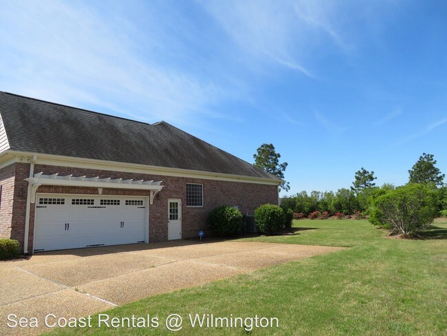 Foto del edificio - 8427 Compass Pointe East Wynd NE