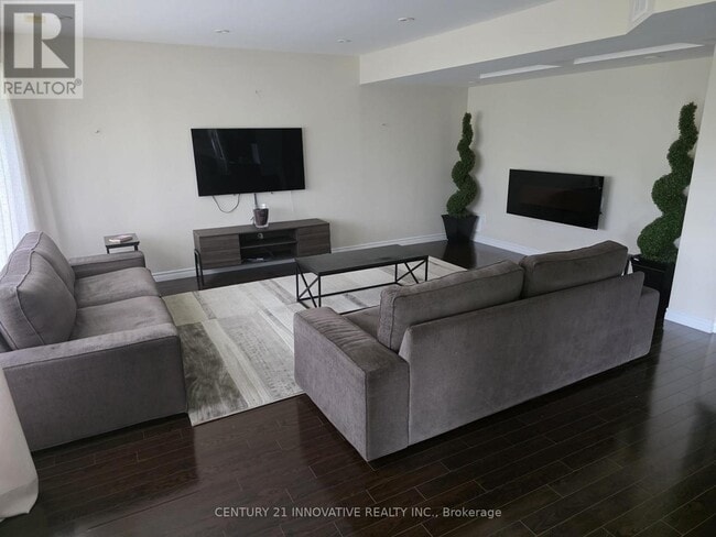 Building Photo - 118 Santa Amato Crescent