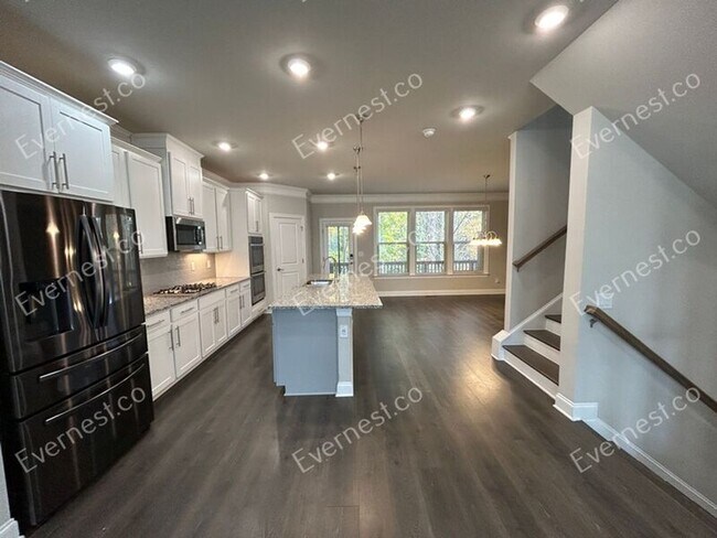 Foto del edificio - 1357 Harris Way S