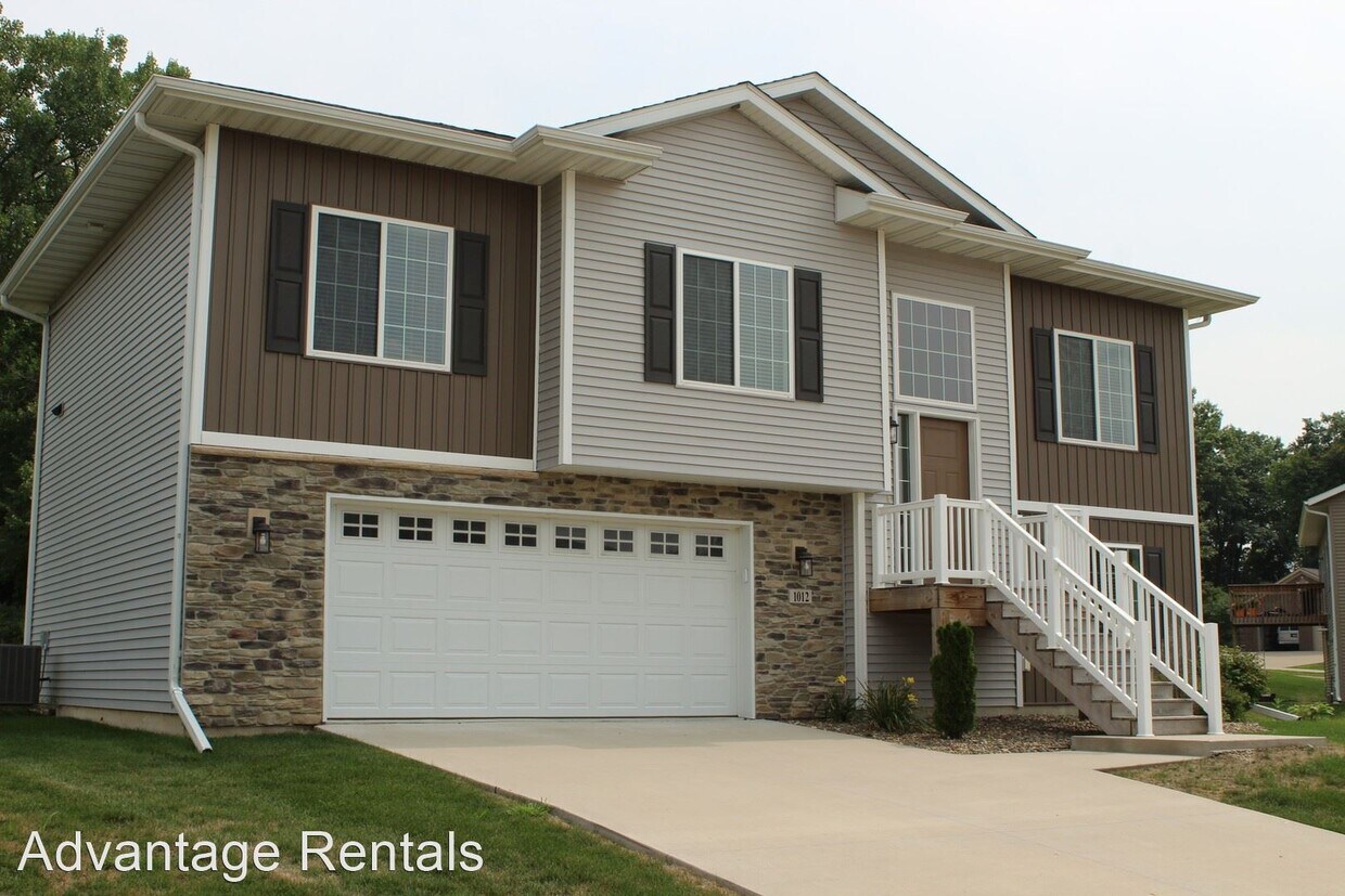 Foto principal - 4 br, 3 bath House - 1012 Manitou Trail