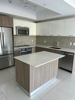 Foto del edificio - 5300 Paseo Blvd