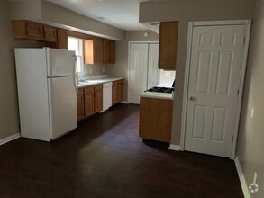 Building Photo - 1815 Kraig Dr