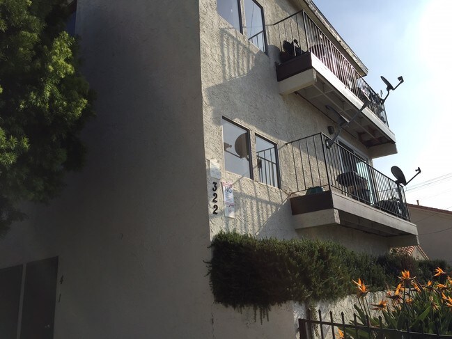 Foto del edificio - 322-330 W 9th St