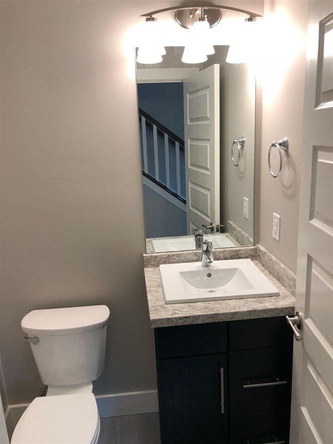 Foto del edificio - 4349 Cypress Ln