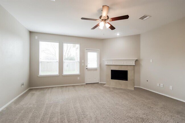 Building Photo - 2526 Cold River Dr