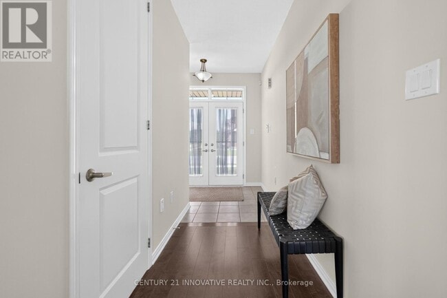 Building Photo - 4 Midhurst Heights