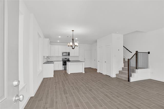 Building Photo - 312 Oakbend Dr