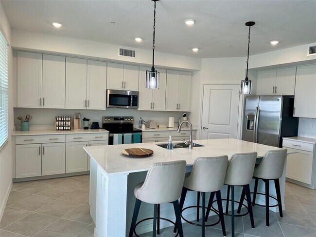 Building Photo - 12680 Radiance Ct