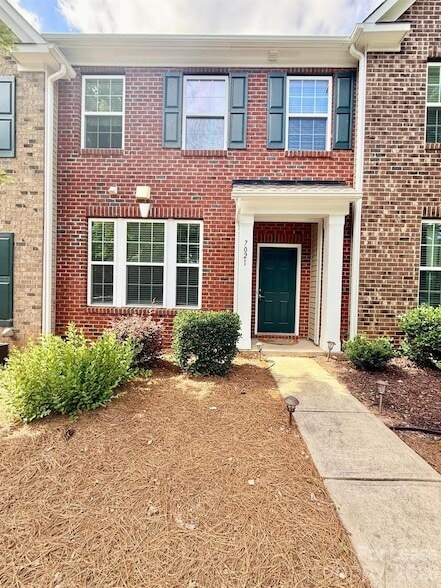 Building Photo - 7021 Broughton Ln