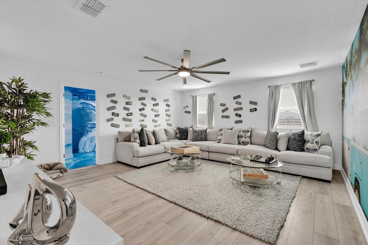 Foto principal - 681 Pebble Beach Dr