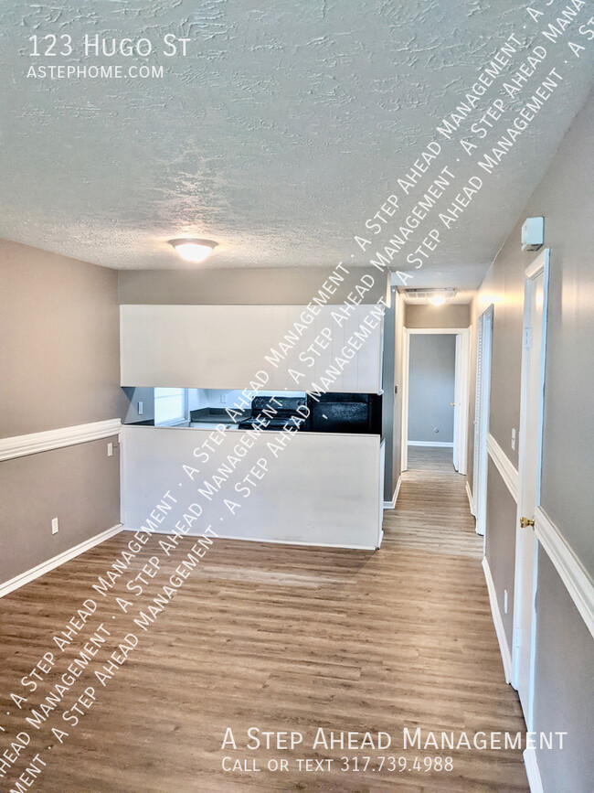 Foto del edificio - 123 N Hugo-Amazing 3 Bed/2 Full bath move ...