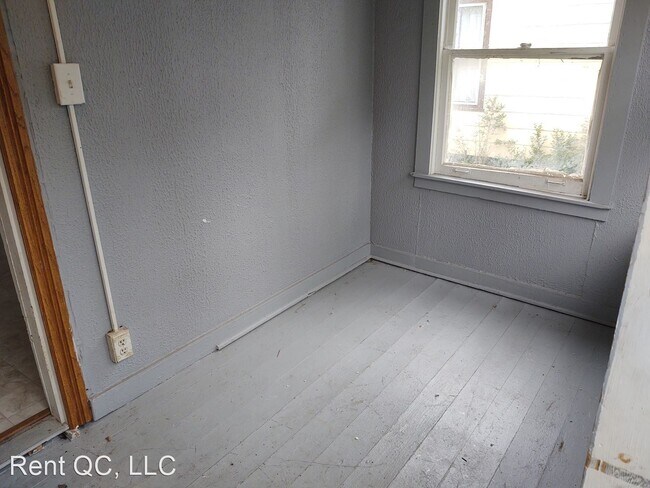 Building Photo - 201 S Howell St