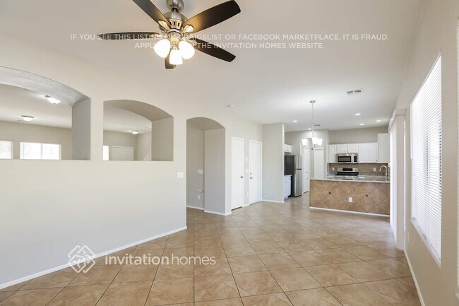 Building Photo - 2920 W Keim Dr