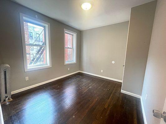 Foto del edificio - 2 bedroom in BRONX NY 10468