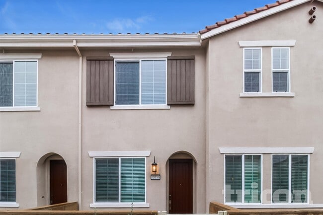 Building Photo - 10486 Viva Ct