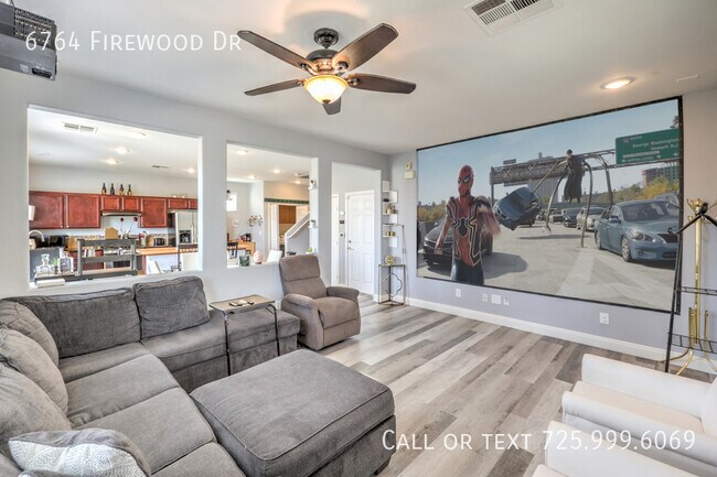 Foto del edificio - 6764 Firewood Dr