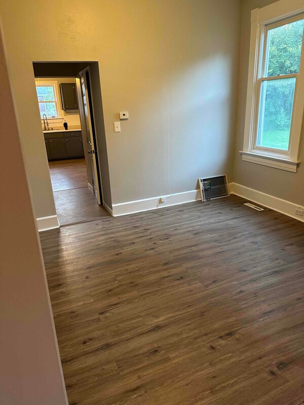 Foto del edificio - 3402 W A St