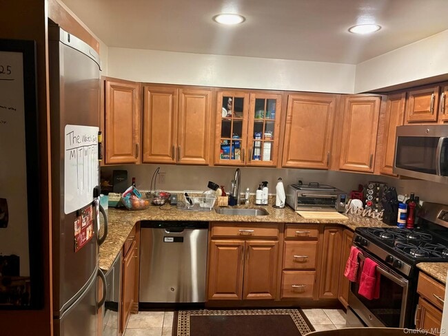 Building Photo - 124 S Park Ave