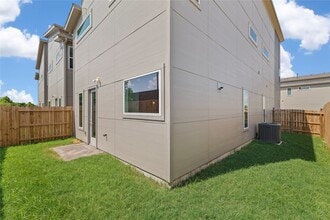 Building Photo - 5726 Rucio Ln