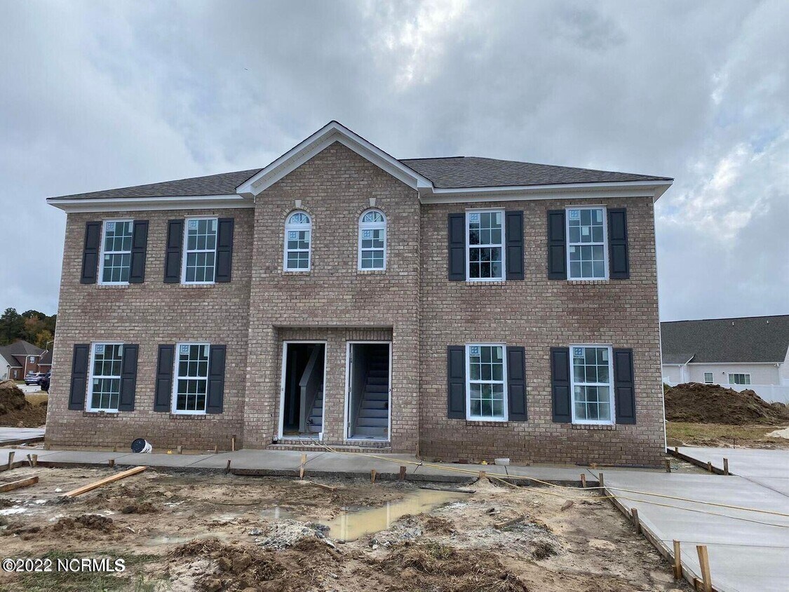 316 S Pointe Dr, Winterville, NC 28590 Townhome Rentals in Winterville NC