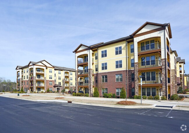 Apartments Near Blakeney Shopping Center In Charlotte Nc Apartments Com