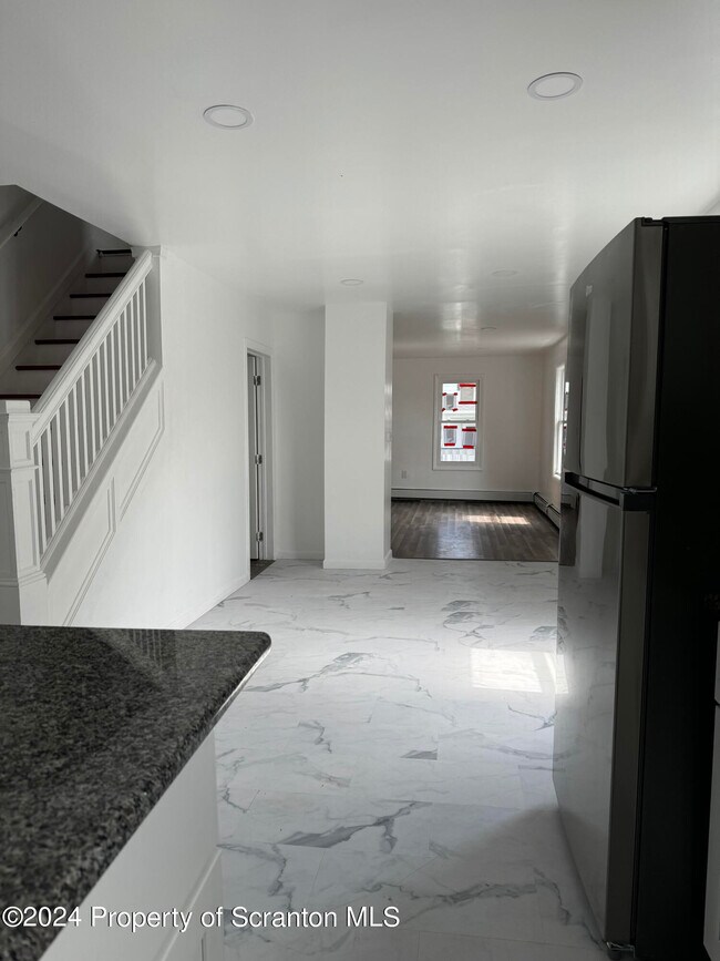 Foto del edificio - 1743 Clearview St