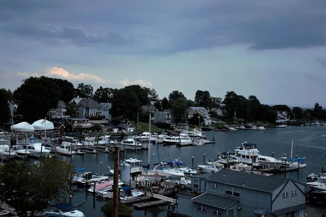 Foto del edificio - 6 George St