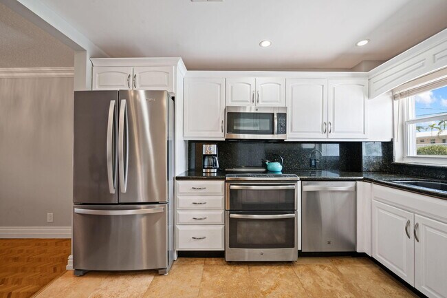 Foto del edificio - 2829 NE 33rd Ct