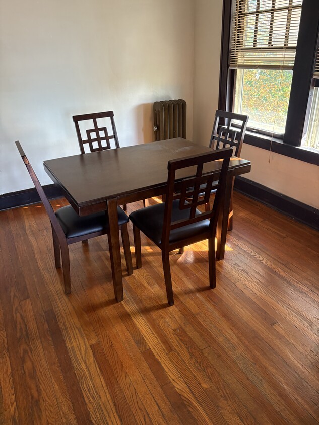 Building Photo - 2015 Arthur Ave