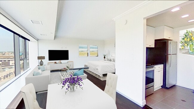 THE MOST DESIRABLE STUDIOS IN B'HAM, 27 FT FLOOR TO CEILING, PANORAMIC WINDOWS - 555 Luxury Apartments