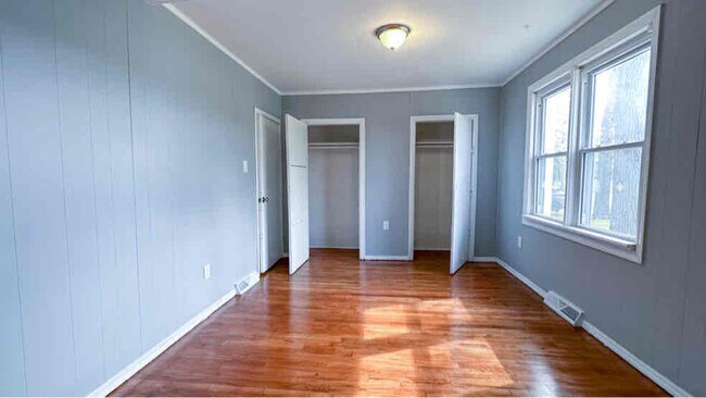 Building Photo - 226 S Tuckahoe Rd