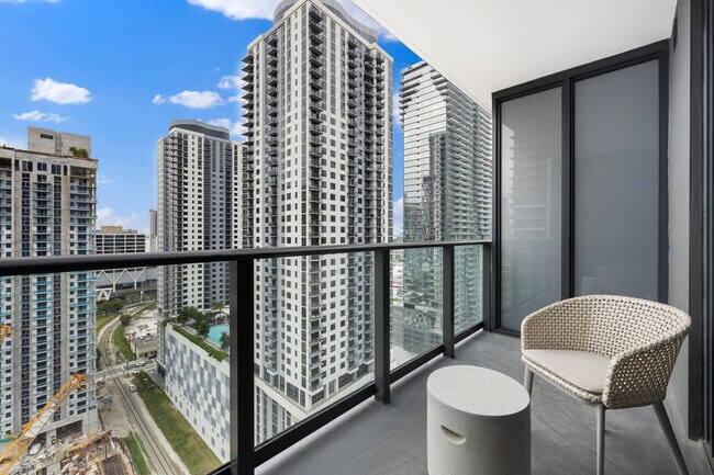 Foto del edificio - 159 NE 6th St