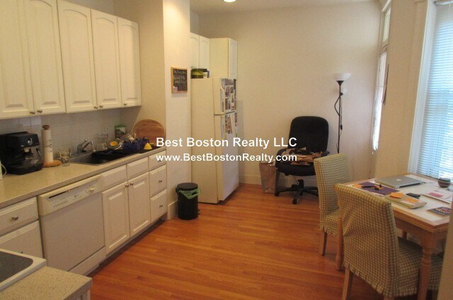 Foto del edificio - 91 Trowbridge St