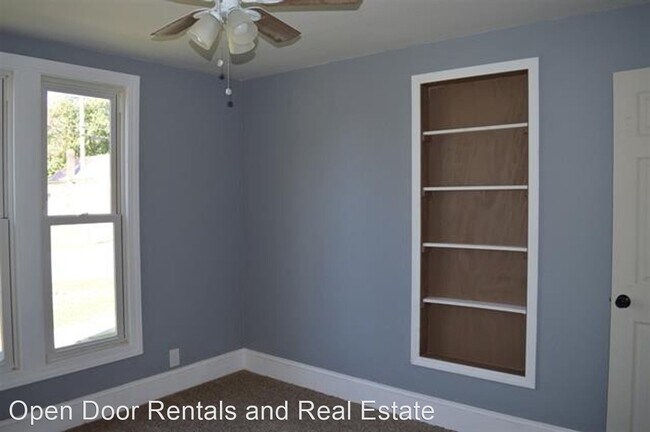 Foto del edificio - 2 br, 1 bath House - 136 W Cherry St