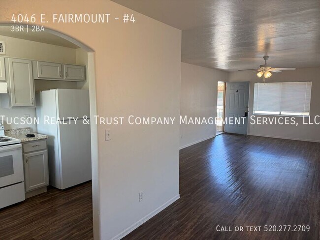 Building Photo - 4046 E. FAIRMOUNT-#4