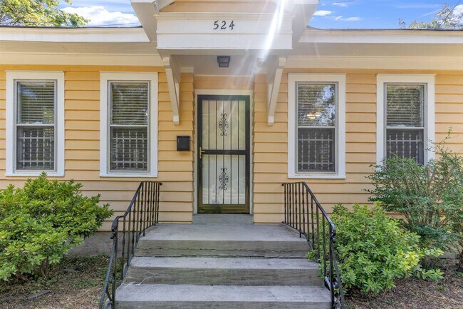 Building Photo - 524 Haynes St