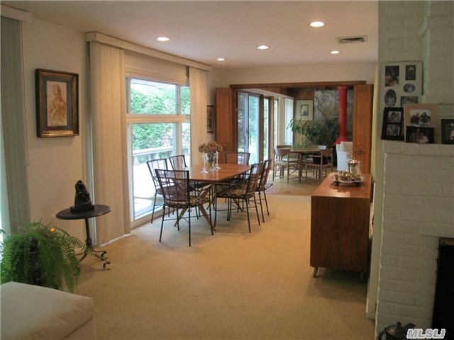 Foto del edificio - 26 Oaks Hunt Rd