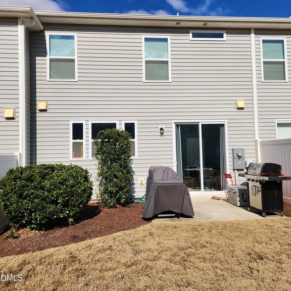 Building Photo - 157 Roebuck Ln