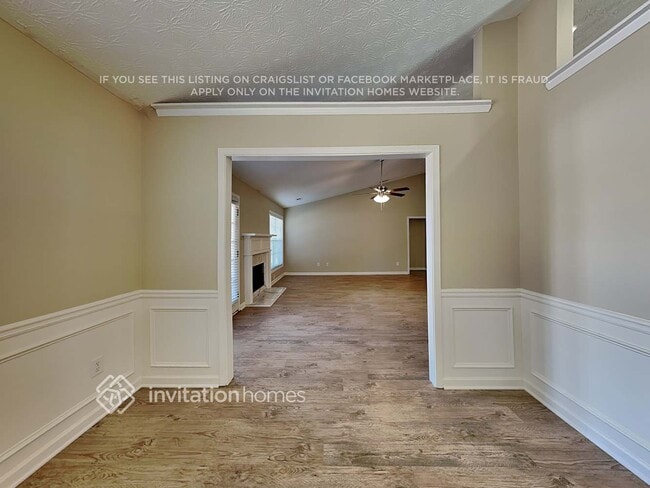 Building Photo - 1420 Great River Pkwy SE