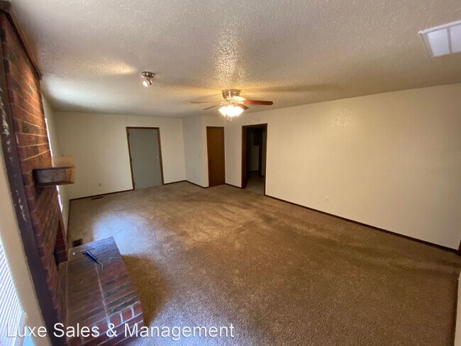 Foto del edificio - 3 br, 2 bath House - 7208 Kings Manor Court