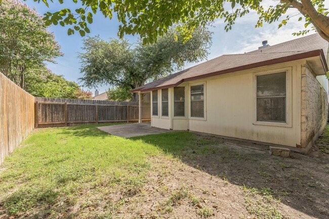 Foto del edificio - 21308 Secretariat Ridge Ln