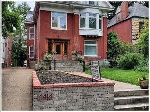 Building Photo - 4414 W Pine Blvd