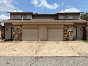 Building Photo - 6000 W Hefner Rd