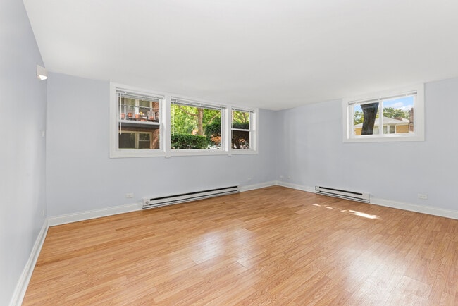 Foto del edificio - 2624 W Catalpa Ave