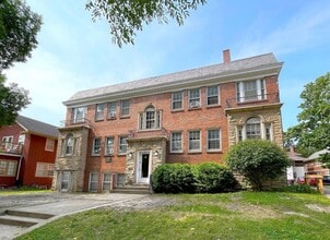 Building Photo - 46 N Breese Terrace
