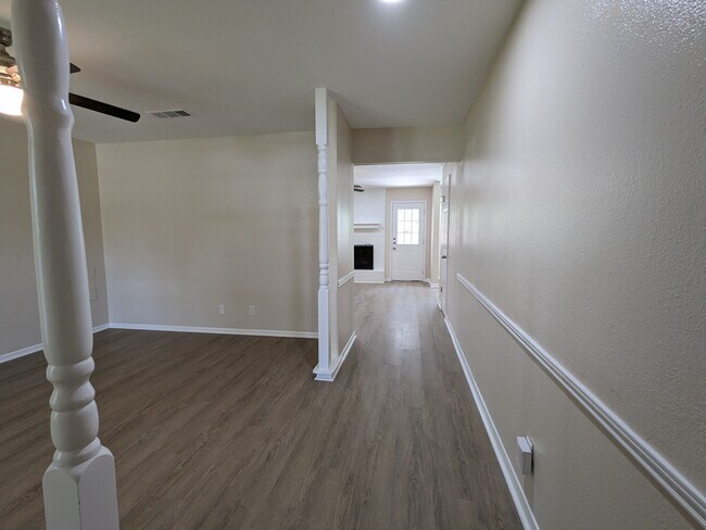 Foto del edificio - 1711 Hooper St