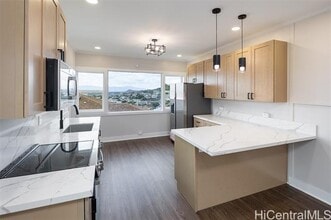 Building Photo - 2130 Skyline Dr